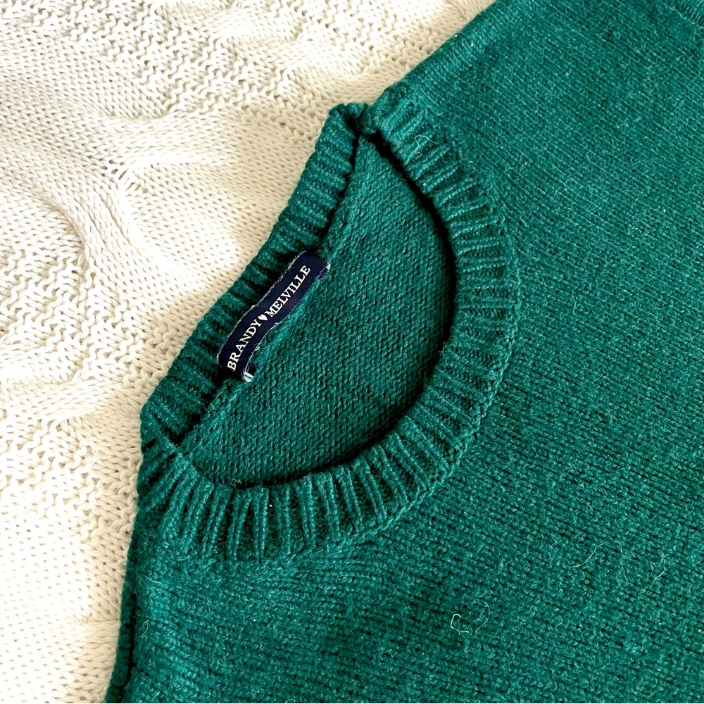 Women’s Mixed Wool Sweater. - Picture 2 of 3